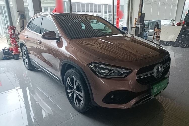 Used Mercedes-Benz GLA 2023 GLA 220 Front Right 45 Deg