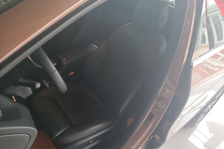 Used Mercedes-Benz GLA 2023 GLA 220 Left Front Seat