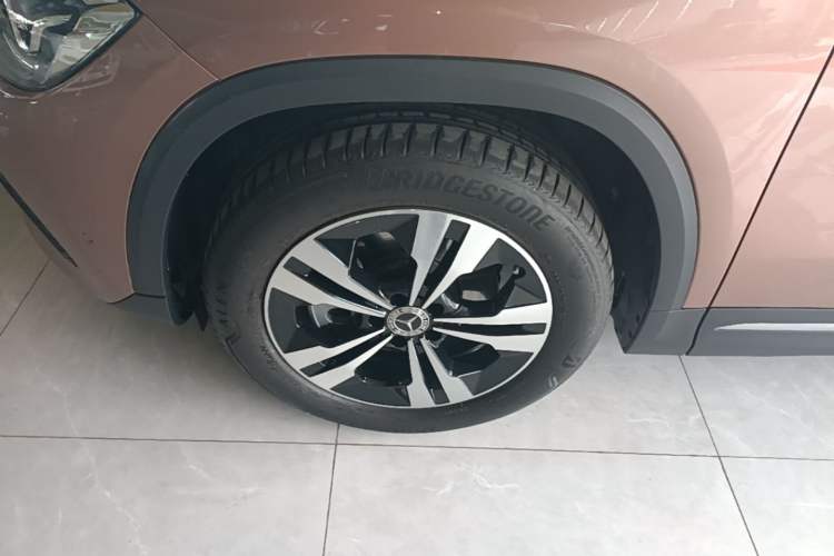 Used Mercedes-Benz GLA 2023 GLA 220 Left Front Wheel Hub