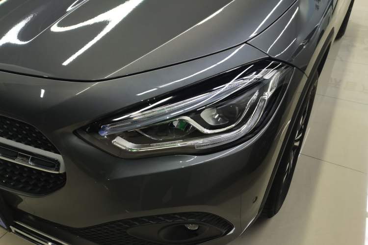 Used Mercedes-Benz GLA 2023 GLA 220 Left Front Headlight