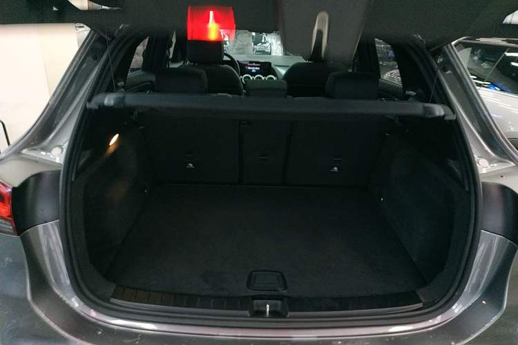 Used Mercedes-Benz GLA 2023 GLA 220 Trunk