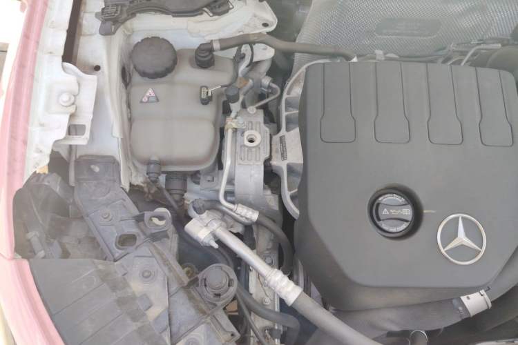 Used Mercedes-Benz GLA 2023 GLA 200 Engine Bay Right