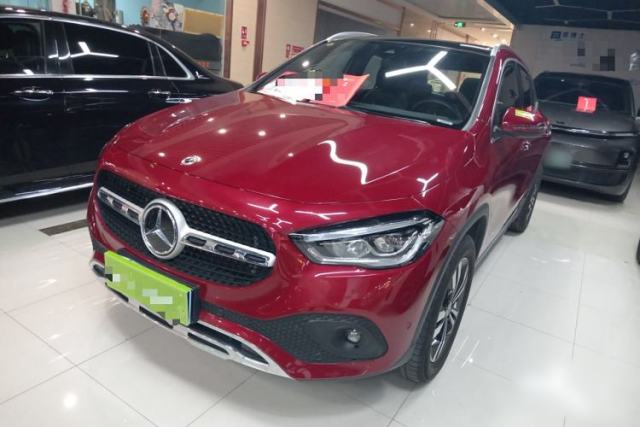 Ojetý Mercedes-Benz GLA 2023 GLA 220