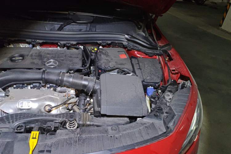 Used Mercedes-Benz GLA 2023 GLA 220 Engine Bay Left