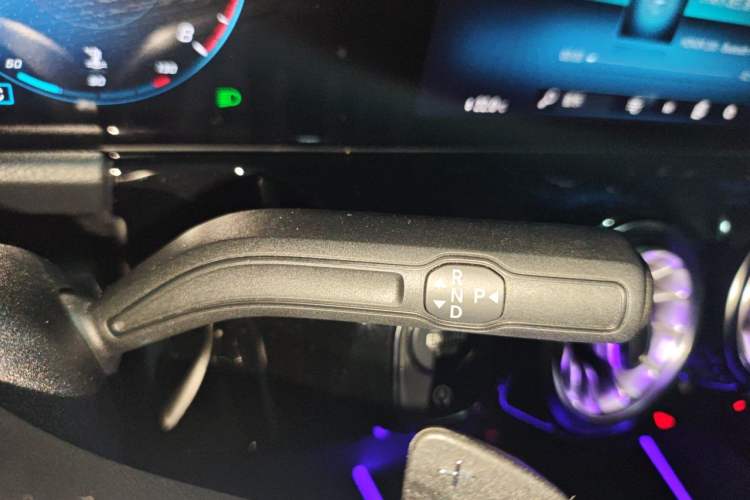 Used Mercedes-Benz GLA 2023 GLA 220 Gear Lever