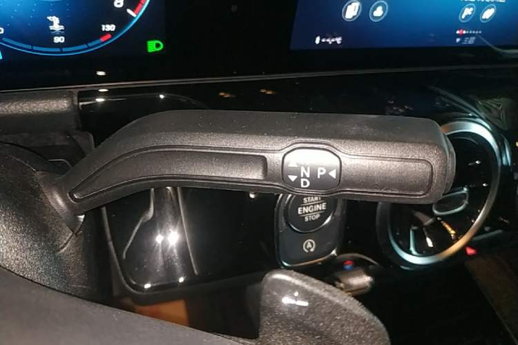 Used Mercedes-Benz GLA 2023 GLA 200 Gear Lever