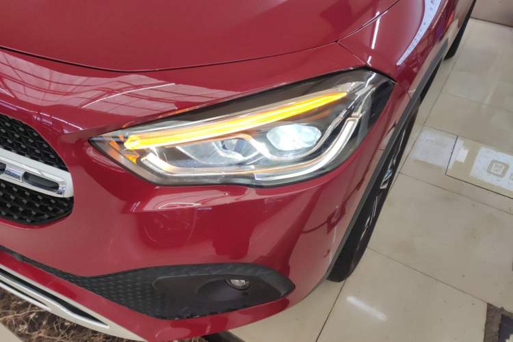 Used Mercedes-Benz GLA 2023 GLA 220 Left Front Headlight