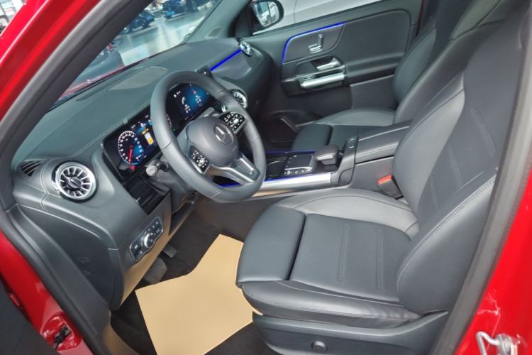 Used Mercedes-Benz GLA 2023 GLA 220 Left Front Seat