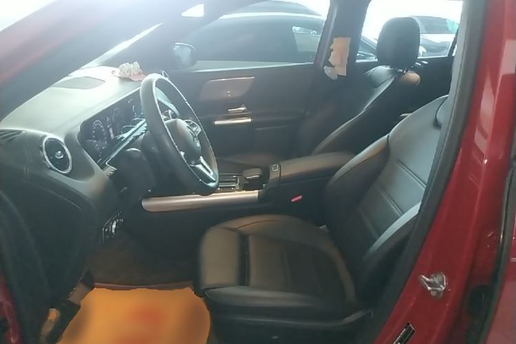 Used Mercedes-Benz GLA 2023 GLA 200 Left Front Seat