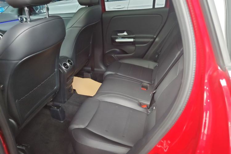 Used Mercedes-Benz GLA 2023 GLA 220 Left Rear Seat