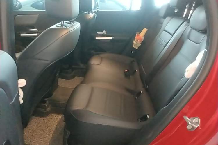 Used Mercedes-Benz GLA 2023 GLA 200 Left Rear Seat