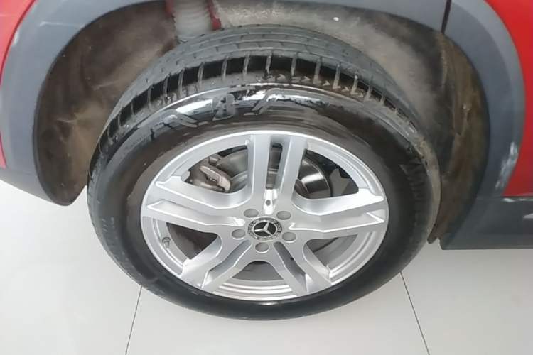Used Mercedes-Benz GLA 2023 GLA 200 Right Rear Wheel Hub