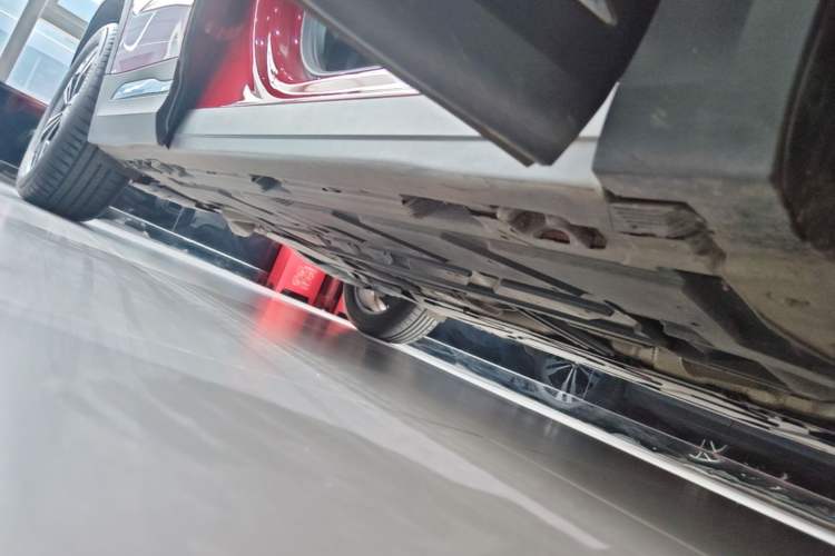 Used Mercedes-Benz GLA 2023 GLA 220 Right Side Sill