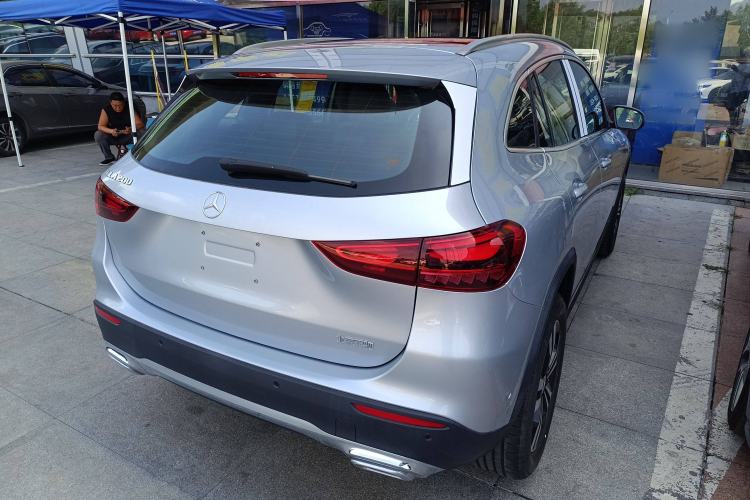 Used Mercedes-Benz GLA 2023 Facelifted GLA 200 Exterior 3