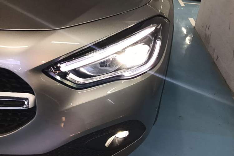 Used Mercedes-Benz GLA 2023 GLA 220 Left Front Headlight