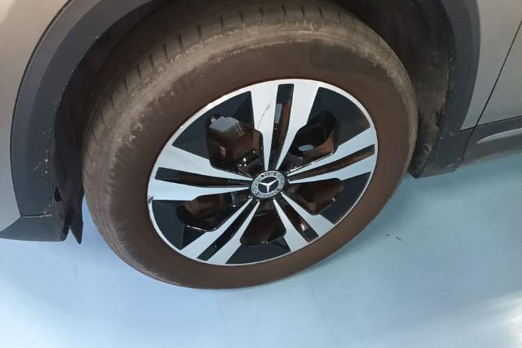 Used Mercedes-Benz GLA 2023 GLA 220 Left Front Wheel Hub
