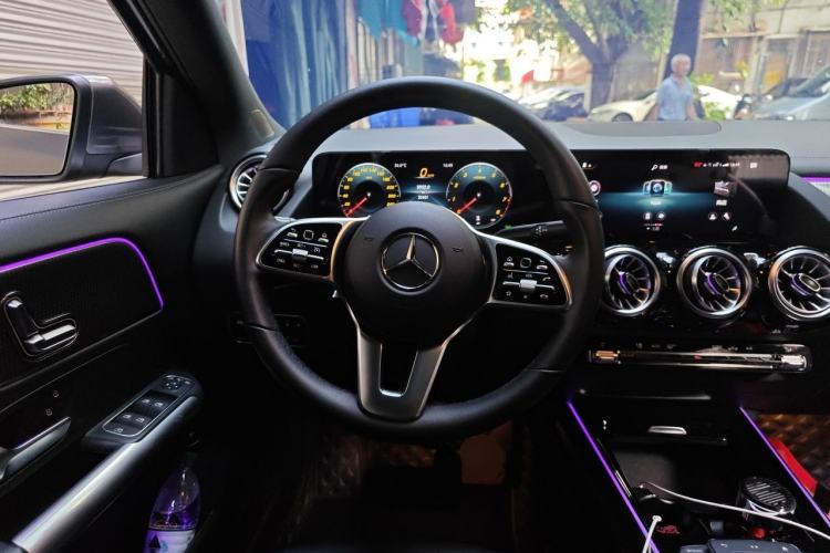 Used Mercedes-Benz GLA 2023 GLA 220 Steering Wheel