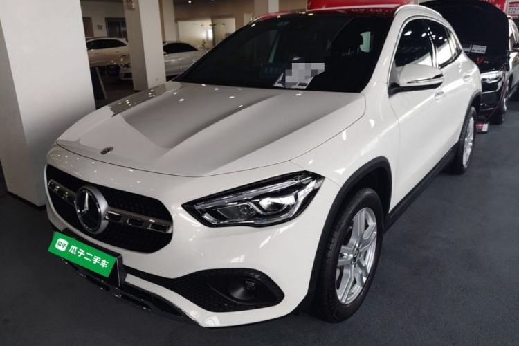 Used Mercedes-Benz GLA 2023 Facelifted GLA 200 Guazi used car, China used car export, Used car for sale, Used  cars, Cheapest cars for sale