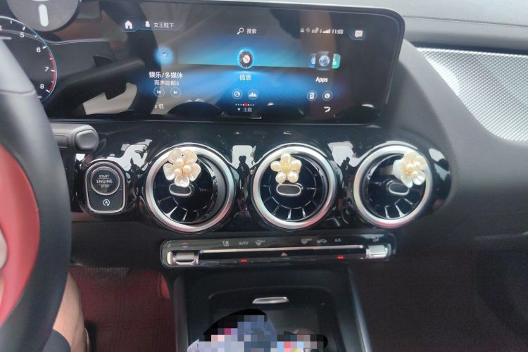 Used Mercedes-Benz GLA 2023 Facelifted GLA 200 Audio And AC Panel