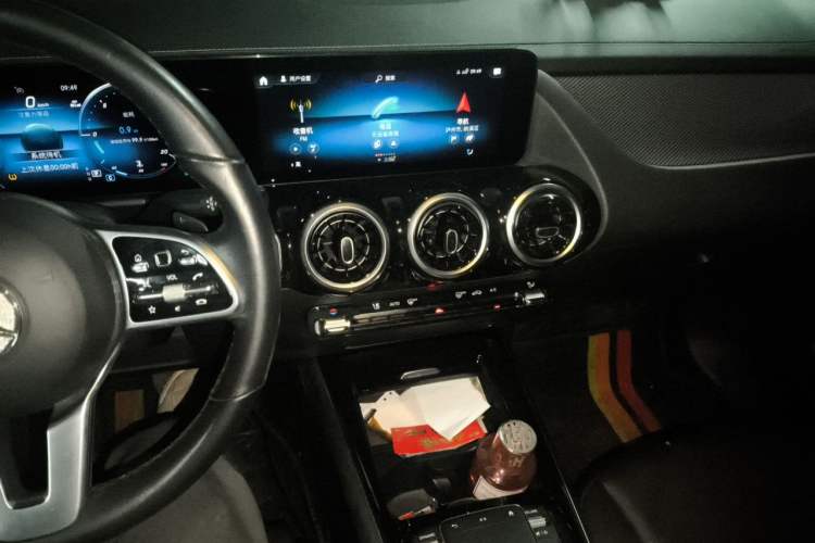 Used Mercedes-Benz GLA 2023 GLA 200 Audio And AC Panel