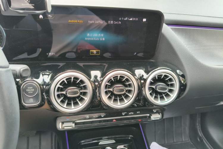 Used Mercedes-Benz GLA 2023 GLA 220 Audio And AC Panel