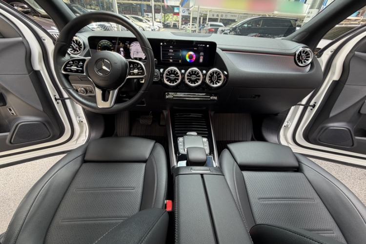 Used Mercedes-Benz GLA 2023 GLA 220 Audio And AC Panel