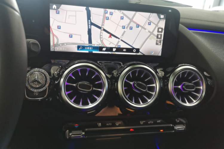 Used Mercedes-Benz GLA 2023 GLA 220 Audio And AC Panel