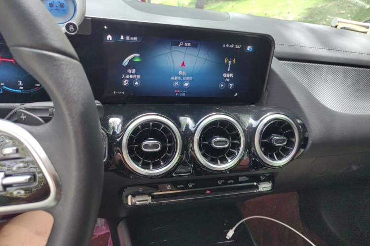 Used Mercedes-Benz GLA 2023 Facelifted GLA 200 Audio And AC Panel
