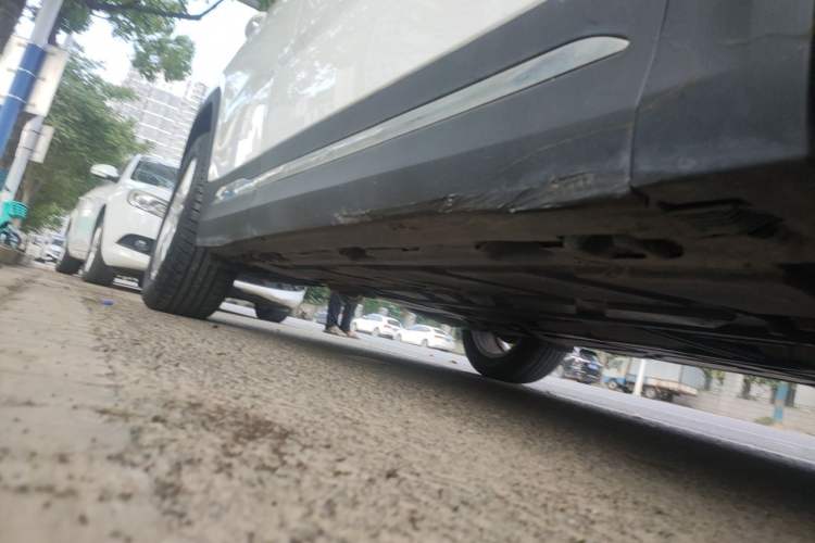 Used Mercedes-Benz GLA 2023 GLA 200 Chassis Front Right