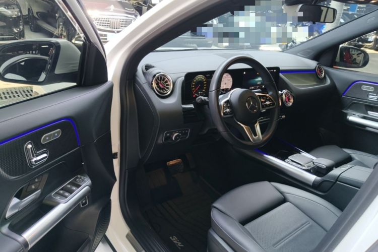 Used Mercedes-Benz GLA 2023 GLA 220 Driver Seat