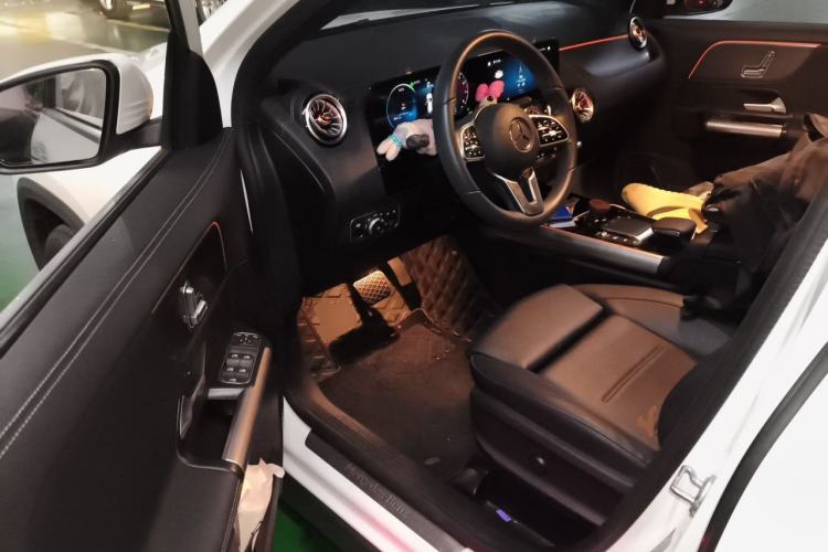 Used Mercedes-Benz GLA 2023 GLA 220 Driver Seat