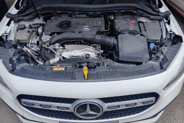 Used Mercedes-Benz GLA 2023 GLA 220 Engine Bay