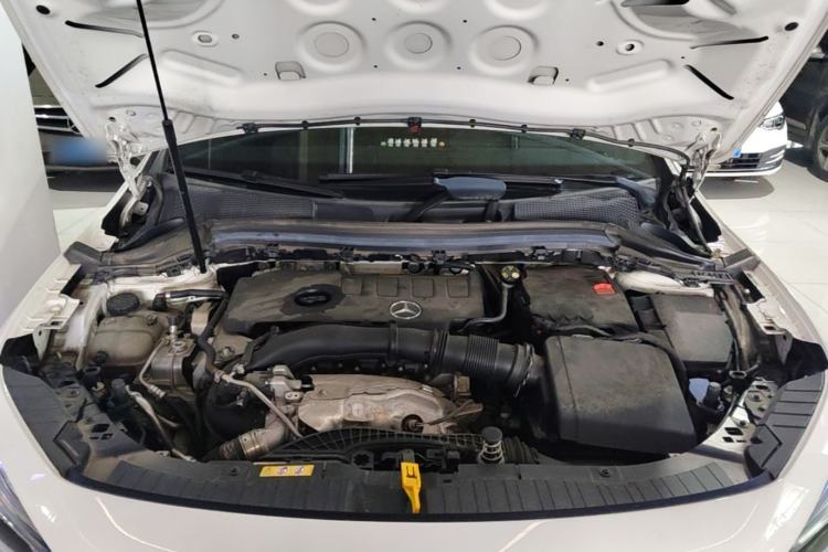 Used Mercedes-Benz GLA 2023 GLA 220 Engine Bay