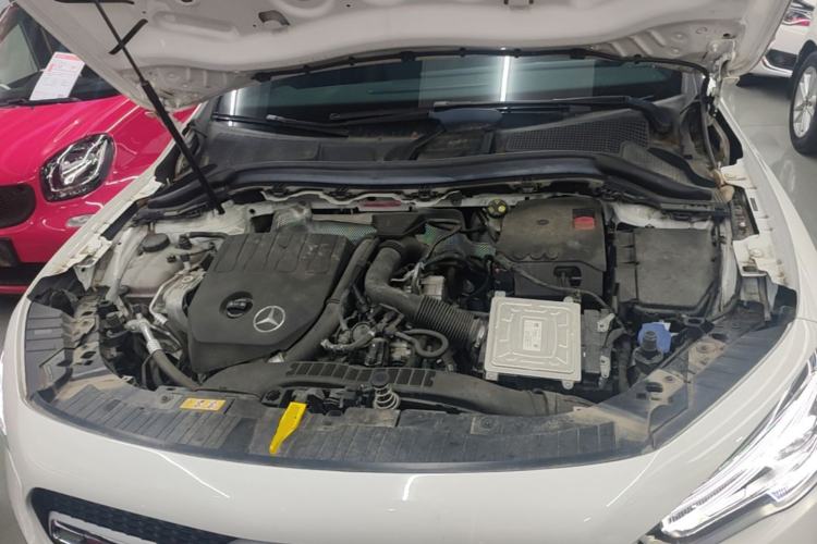 Used Mercedes-Benz GLA 2023 GLA 200 Engine Bay