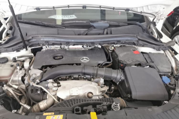 Used Mercedes-Benz GLA 2023 GLA 220 Engine Bay