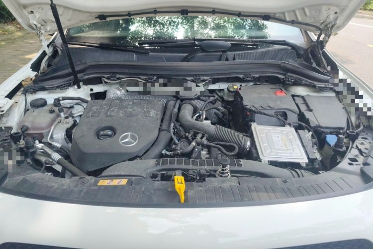Used Mercedes-Benz GLA 2023 GLA 200 Engine Bay
