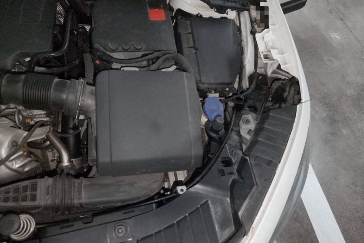 Used Mercedes-Benz GLA 2023 GLA 220 Engine Bay Left