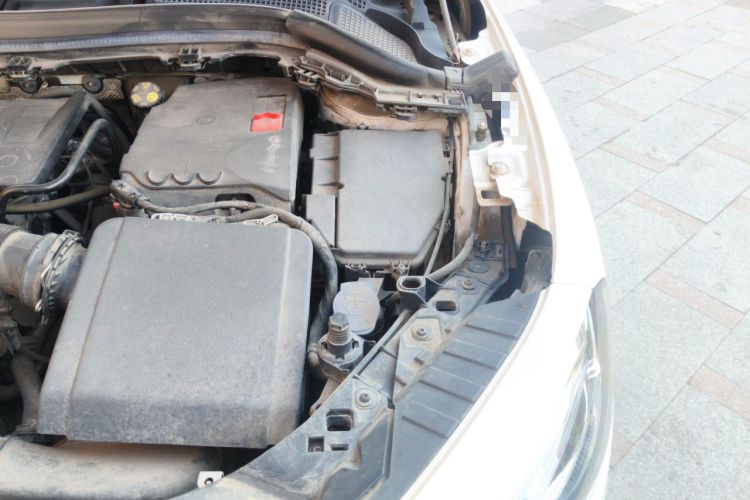 Used Mercedes-Benz GLA 2023 GLA 220 Engine Bay Left