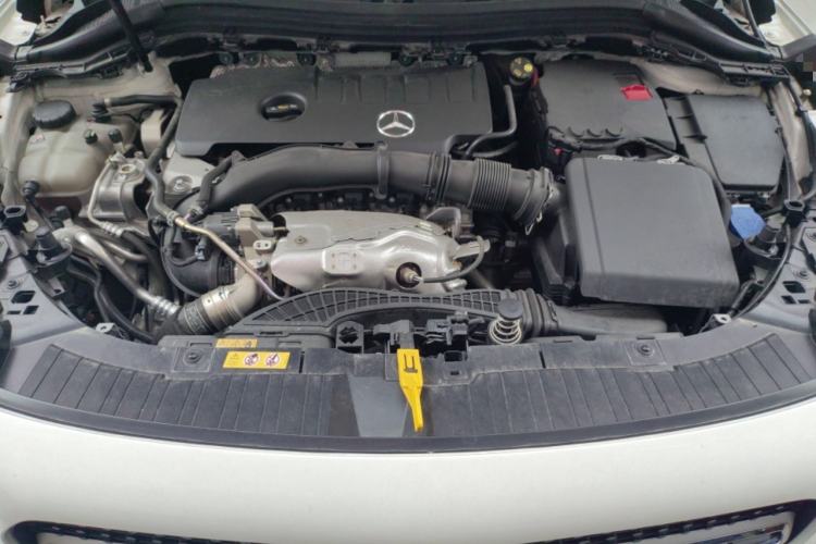 Used Mercedes-Benz GLA 2023 GLA 220 Engine Bay