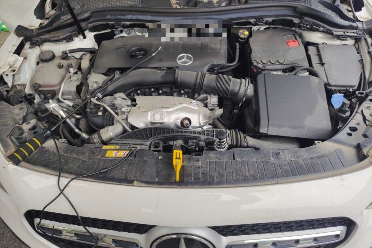Used Mercedes-Benz GLA 2023 GLA 220 Engine Bay