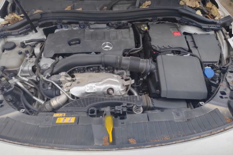 Used Mercedes-Benz GLA 2023 GLA 220 Engine Bay