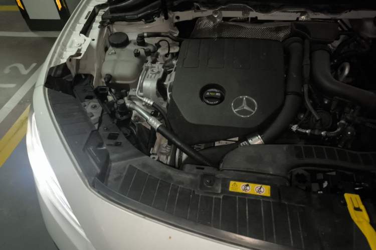Used Mercedes-Benz GLA 2023 GLA 200 Engine Bay Right