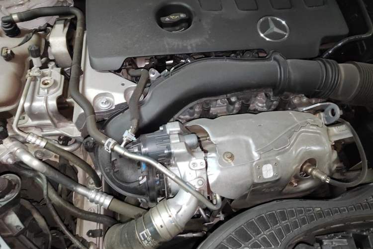 Used Mercedes-Benz GLA 2023 GLA 220 Engine Bay Right