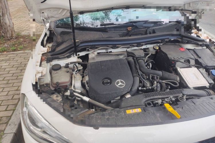 Used Mercedes-Benz GLA 2023 GLA 200 Engine Bay Right
