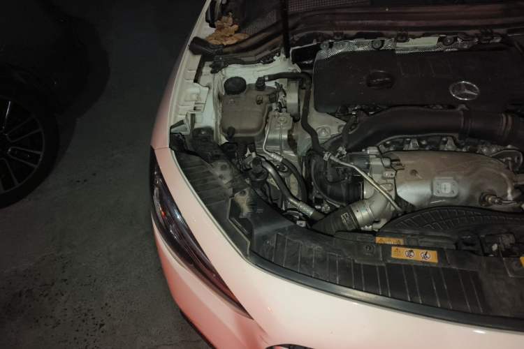 Used Mercedes-Benz GLA 2023 GLA 220 Engine Bay Right