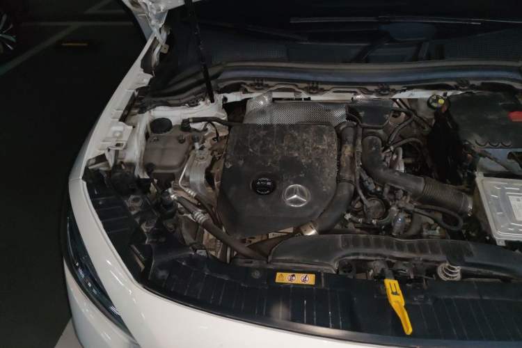 Used Mercedes-Benz GLA 2023 GLA 200 Engine Bay Right