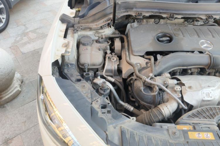 Used Mercedes-Benz GLA 2023 GLA 220 Engine Bay Right