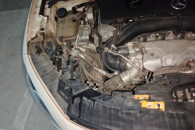 Used Mercedes-Benz GLA 2023 GLA 220 Engine Bay Right