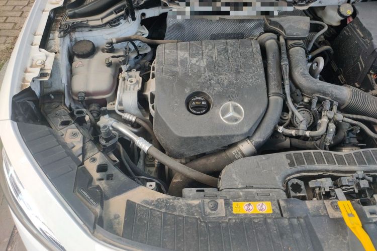 Used Mercedes-Benz GLA 2023 GLA 200 Engine Bay Right