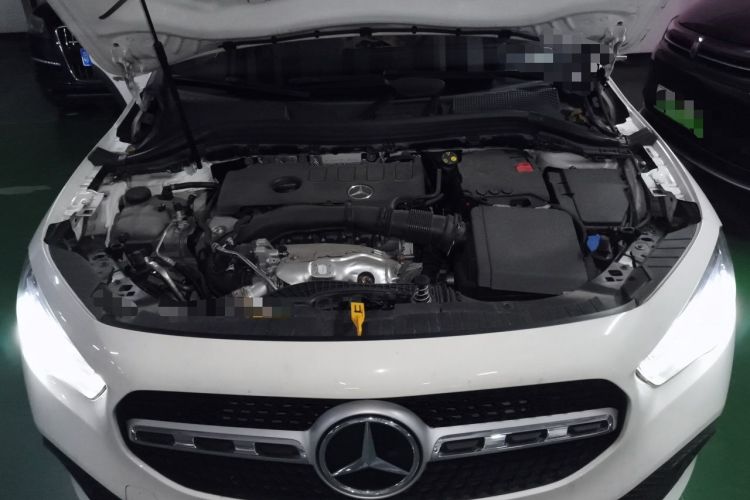 Used Mercedes-Benz GLA 2023 GLA 220 Engine Bay
